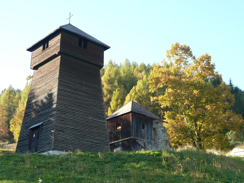 Liptovská Anna,zvonice kostelíku Sv.Anny
