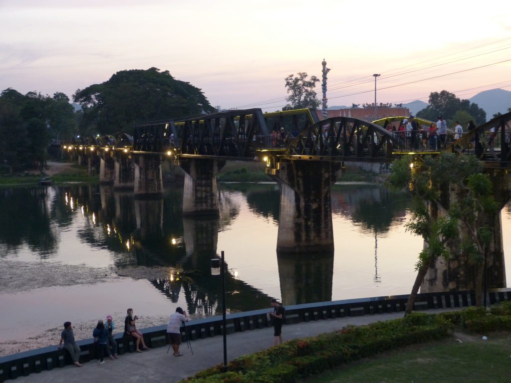 Kanchanaburi,most přes řeku Kwai(Kwae Noi)