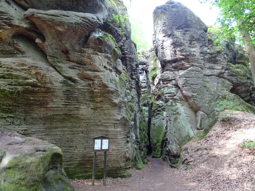 Příhrazské skály, Studený průchod